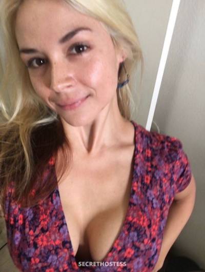 28 year old Escort in Williamsport PA I’m available both incall and outcall service