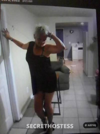 Savannah 61Yrs Old Escort Louisville KY Image - 1