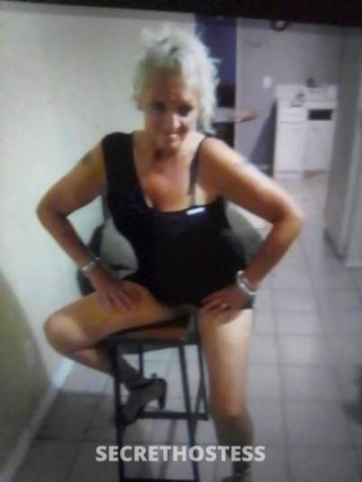 Savannah 61Yrs Old Escort Louisville KY Image - 11