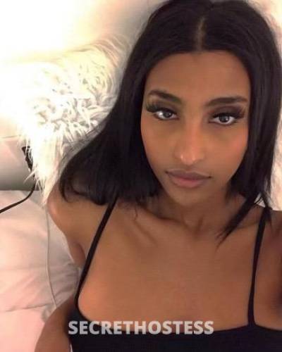 24 year old Indian Escort in San Fernando Valley CA ??????? indian girl