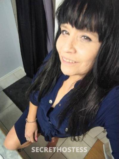 41 year old Escort in Calgary Cougars are sexy 4o36o68i65