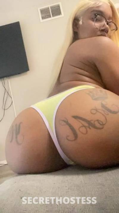 23 year old Asian Escort in Memphis TN Asian Persuasion Come see what the hype about