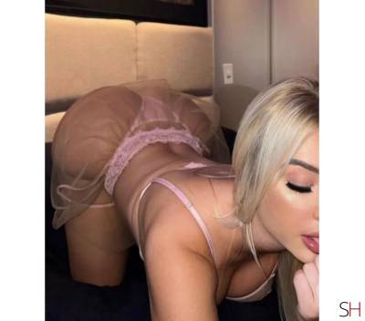 23 year old Latino Escort in London Queen of blw❤️❤️Party girl ❤️outcall, 
