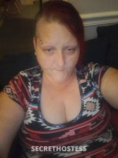 46 year old Escort in Winston-Salem NC come see about me baby