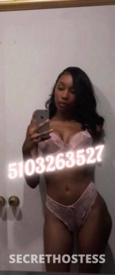 lovely blasian 🍯💕companion available now incall/ in Oakland CA