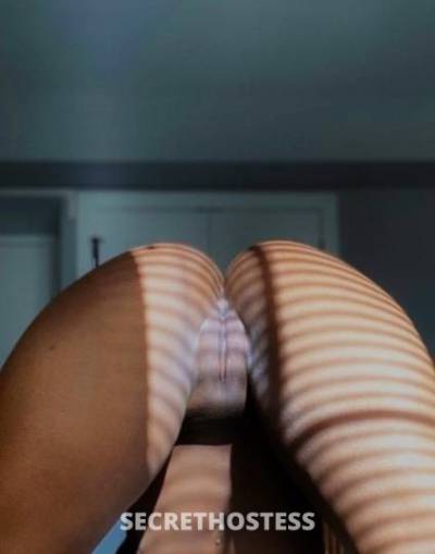 27 year old Escort in Chicago IL your favorite freak