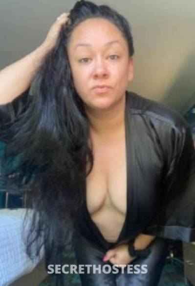 31 Year Old Asian Escort Brooklyn NY - Image 5