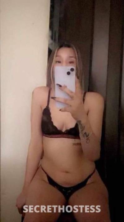 35 year old Escort in Chicago IL quick fast affordable too those who pay for what they want