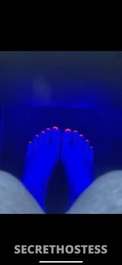 21 year old Escort in Chico CA Sexy Snow Bunny ❄?? CHICO Text For Availablity ? ✨Late 