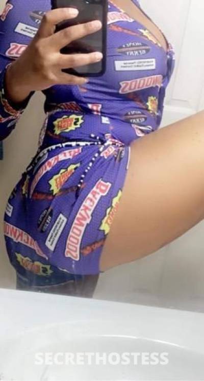 21 year old Escort in Rochester NY hmu baby