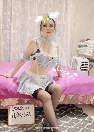 21 Year Old Asian Escort Vancouver - Image 5