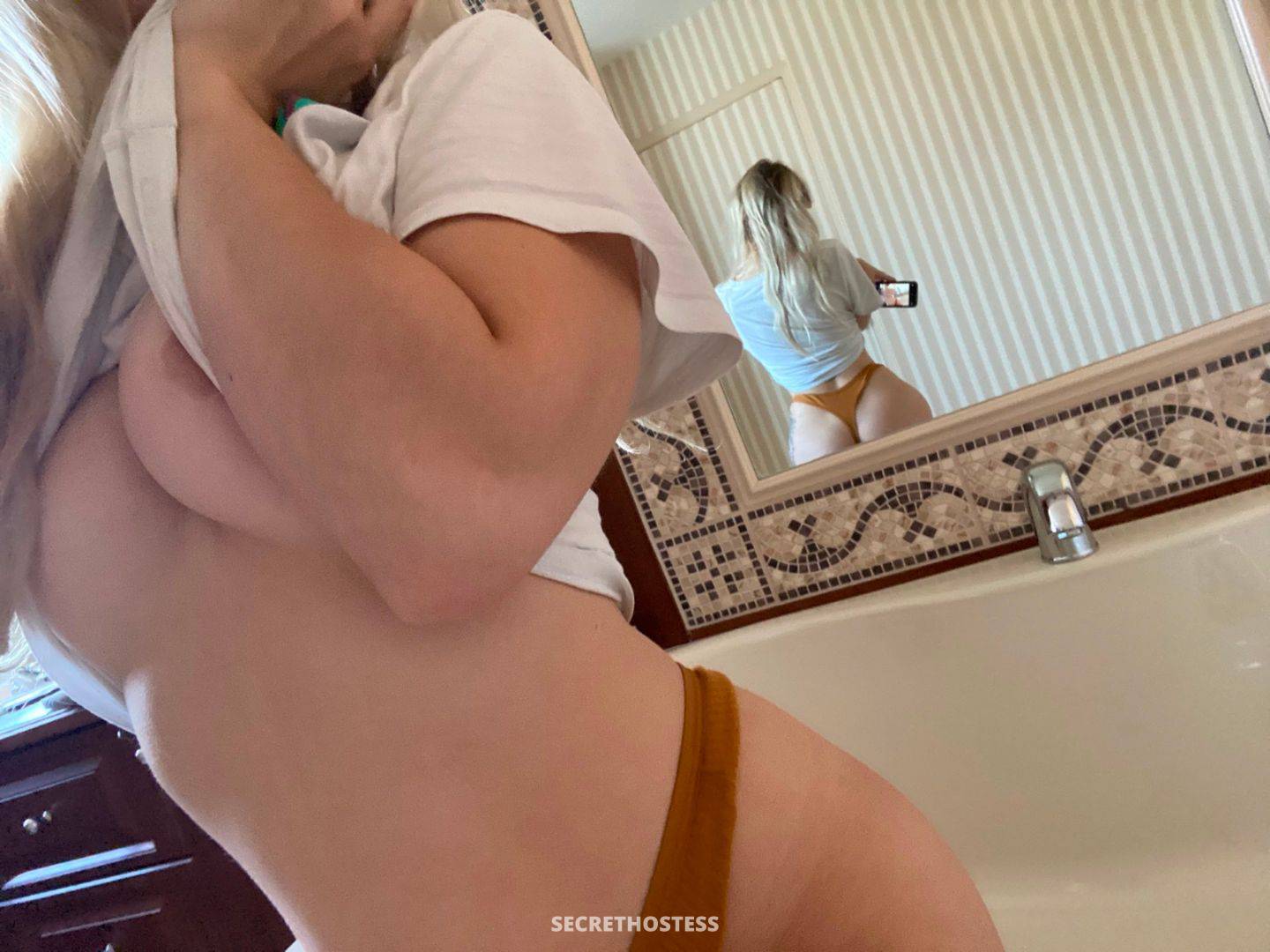 MIA 25Yrs Old Escort Size 4 170CM Tall Phoenix AZ Image - 1
