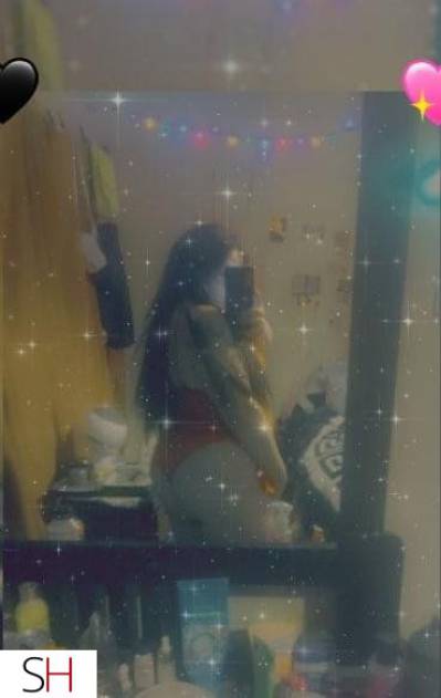 25 year old Asian Escort in Winnipeg Transcona incall with Savanna Hastings