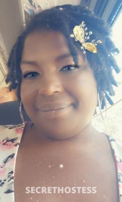 26 year old Escort in San Diego CA Thicker than a SNICKER AND Super Wet AVAILABLE for car fun 