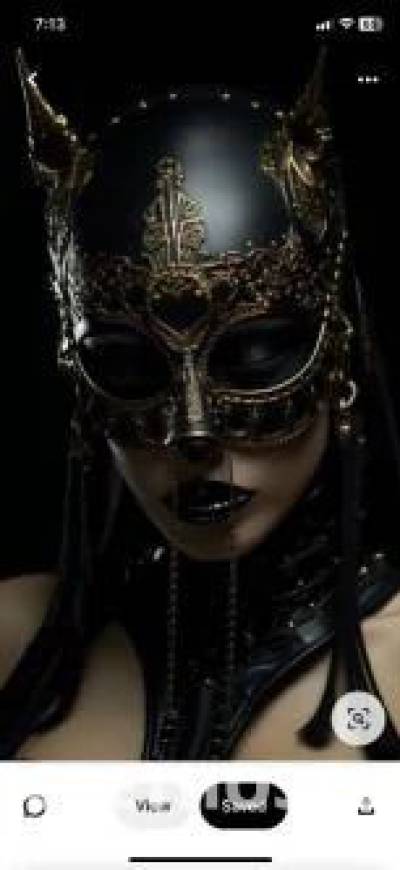 30 year old Escort in Alexandra Mackay Busty milf available now