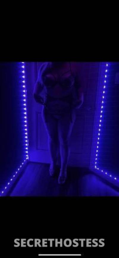 Ally 19Yrs Old Escort Edmonton Image - 1