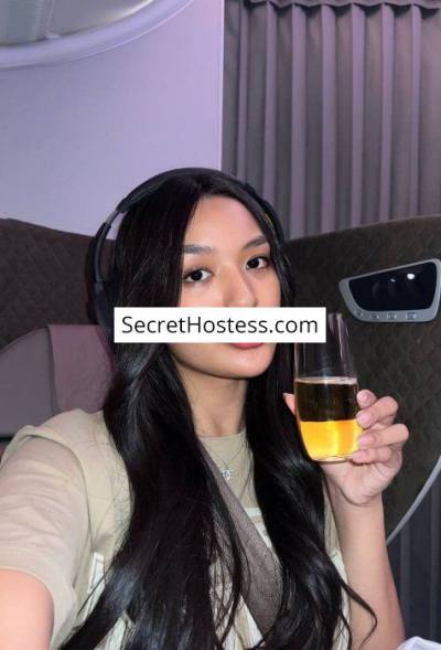 20 Year Old Asian Escort Taipei Black Hair Black eyes - Image 5