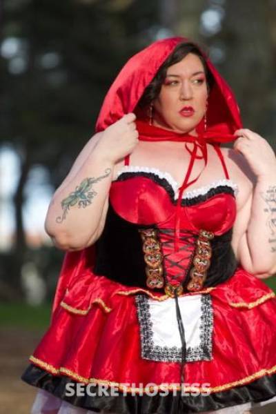 30 year old Escort in Redding CA BBW Porn Star Available- Redding