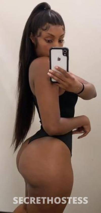 26 year old Escort in Des Moines IA ?If Your Horny? Why Wait