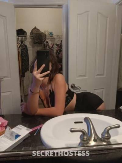 18 Year Old Escort Phoenix AZ Brunette Green eyes - Image 5