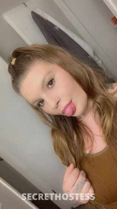 22 year old Escort in Louisville KY Snow Bunny Sweet As Hunny