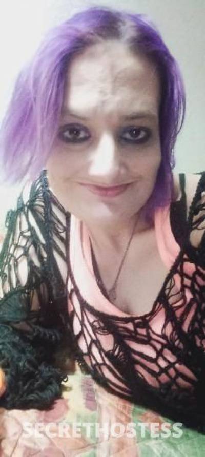 35 year old Escort in Charlotte NC Wanna Have Some Fun And Go On A Adventure with Two Women