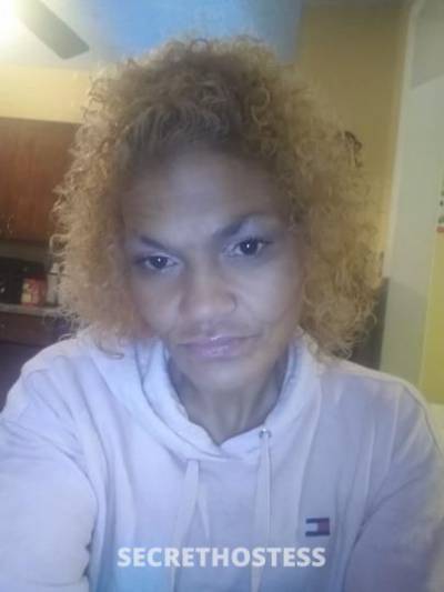 49 year old Escort in Louisville KY That ooohweee Head