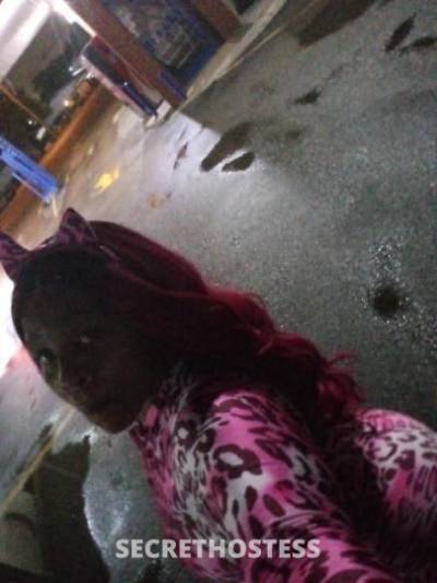 36 year old Hispanic Escort in Memphis TN Q.v. special incall only for my graveyard worker call or 