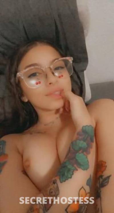 Snap:emmabron80 24Yrs Old Escort Milwaukee WI Image - 2