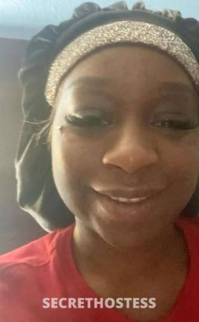 26 year old French Escort in Knoxville TN The organik experience