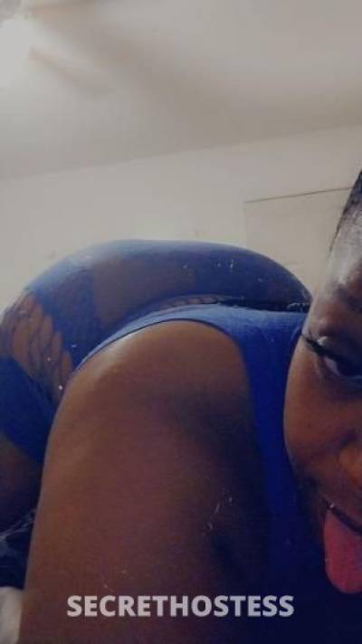 41 year old Escort in Memphis TN Ice here in your town let me make that dick spit