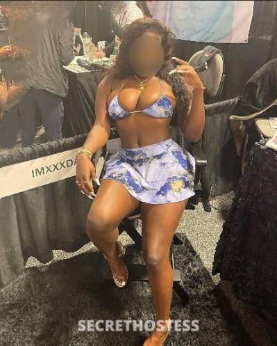 21 year old Escort in Edmonton New in town ebony || outcall