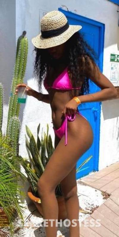 27 year old Escort in Chico CA 2 GIRL SPECIAL: Your Favorite Chocolate ? &amp; Vanilla