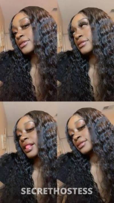 19 year old Escort in Memphis TN Pretty Pussy Duo 2 GIRL Show Available SKYLAA IS BACK