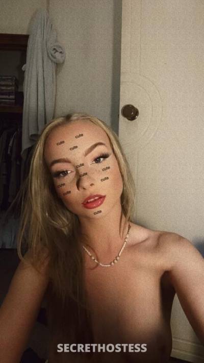 21 year old Escort in Brisbane Sexy bubbly young petite fun fuck