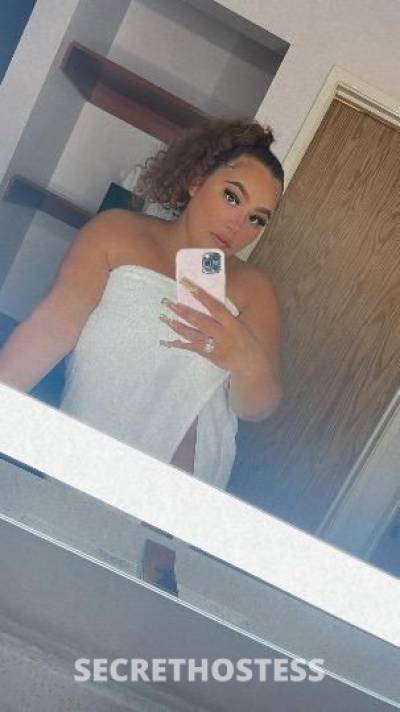 25 year old Escort in Bozeman MT Thick snow bunny