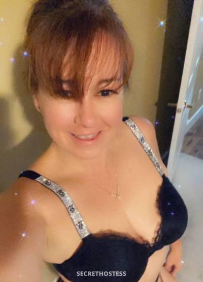 45 year old Asian Escort in Vancouver Sexy Milf..Available for Outcalls