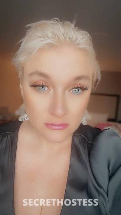 35 year old Escort in Racine WI Fed up with ratchet ass hoes Come visit! Turns out you can
