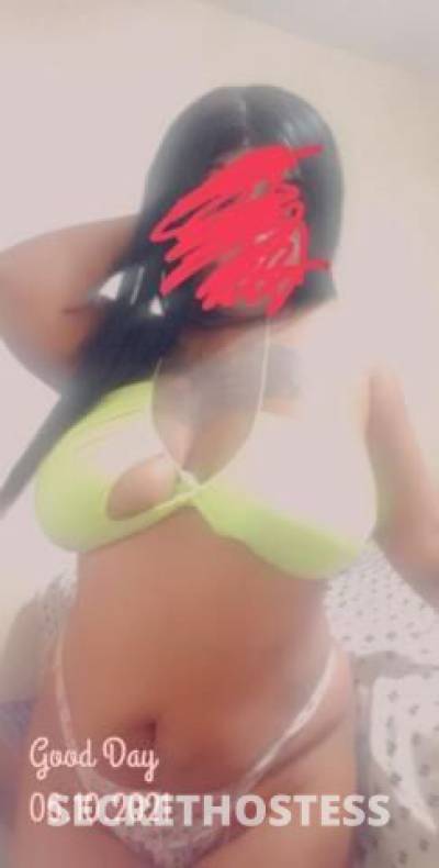 36 year old Escort in Memphis TN Q v special incall come see and get some of this wet ass and