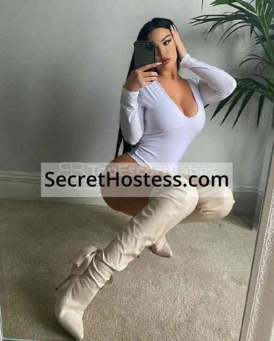 24 Year Old Maltese Escort Medina Black Hair Grey eyes - Image 4