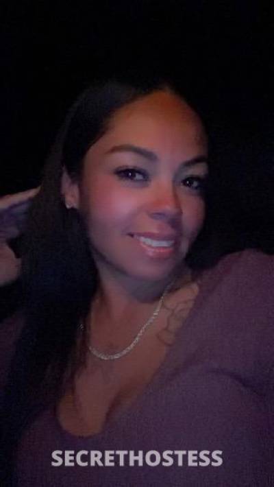 25 year old Escort in Louisville KY ?? shes back.. for a short time!! ?? karmen is fine as wine
