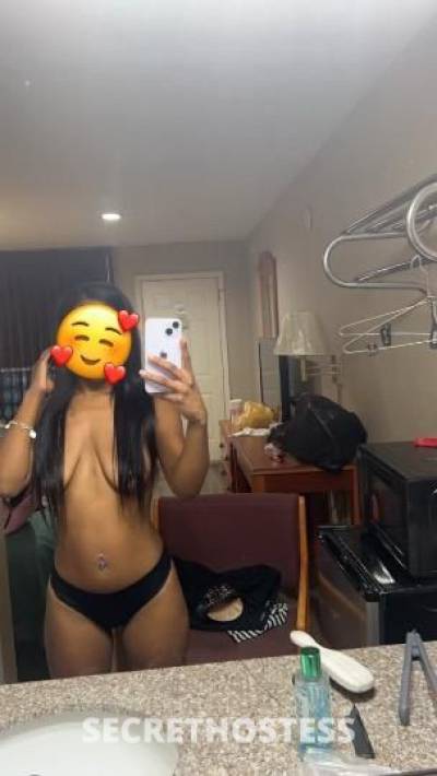 Slim 23Yrs Old Escort Galveston TX Image - 3