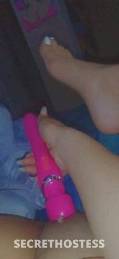 30 year old Escort in Houston TX BBJ AVAILABLE cum see me daddy