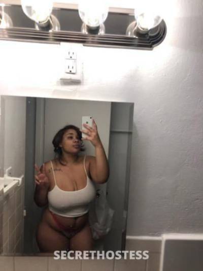 27 year old Escort in Fayetteville NC ? open minded and Ready to play