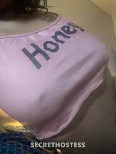 35 year old Escort in Charlotte NC Hot and Ready