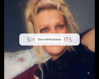 Adult escort service with GFE experience in Wigan