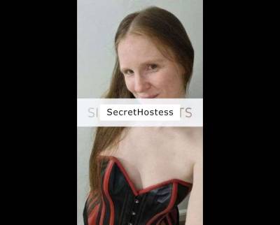 Attractive, slender redhead with 36B breasts • Self- in Portsmouth