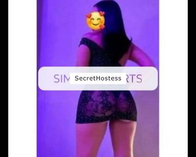 Bubu🍓 is a new hot brunette in town who loves to party in Swansea