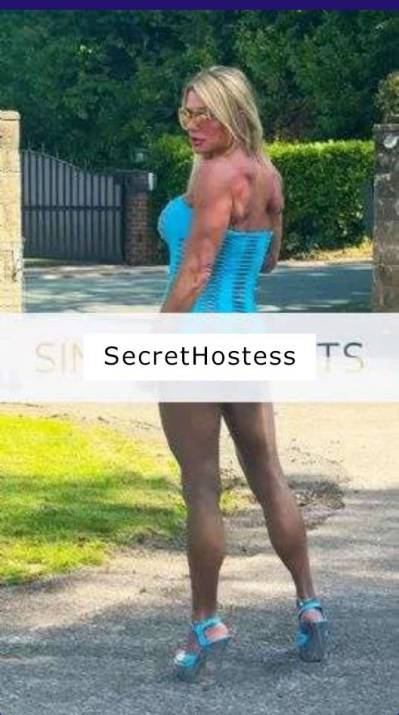 Musclemilf 51Yrs Old Escort Size 10 172CM Tall Stoke-on-Trent Image - 9