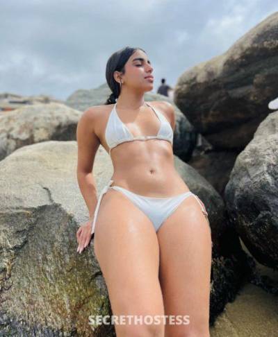 28 year old Hispanic Escort in Jackson MS I’m available